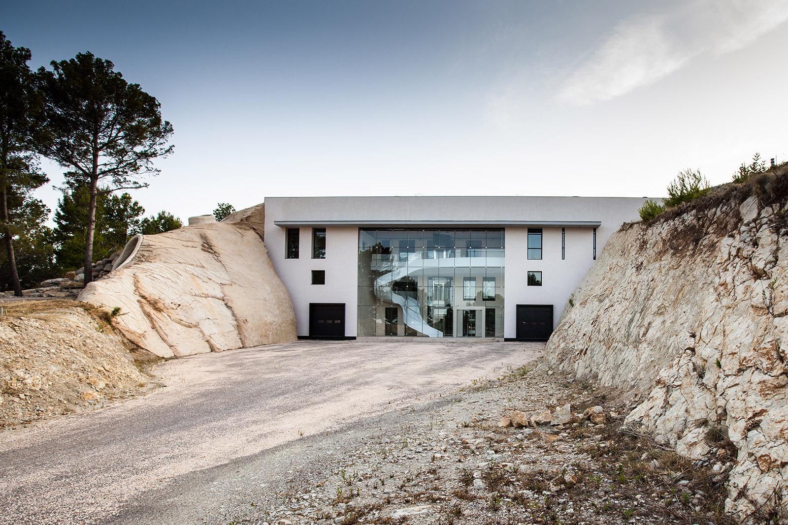 Architecture of the Can Axartell winery